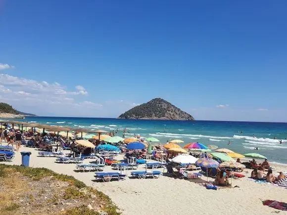 paradise beach thassos 1